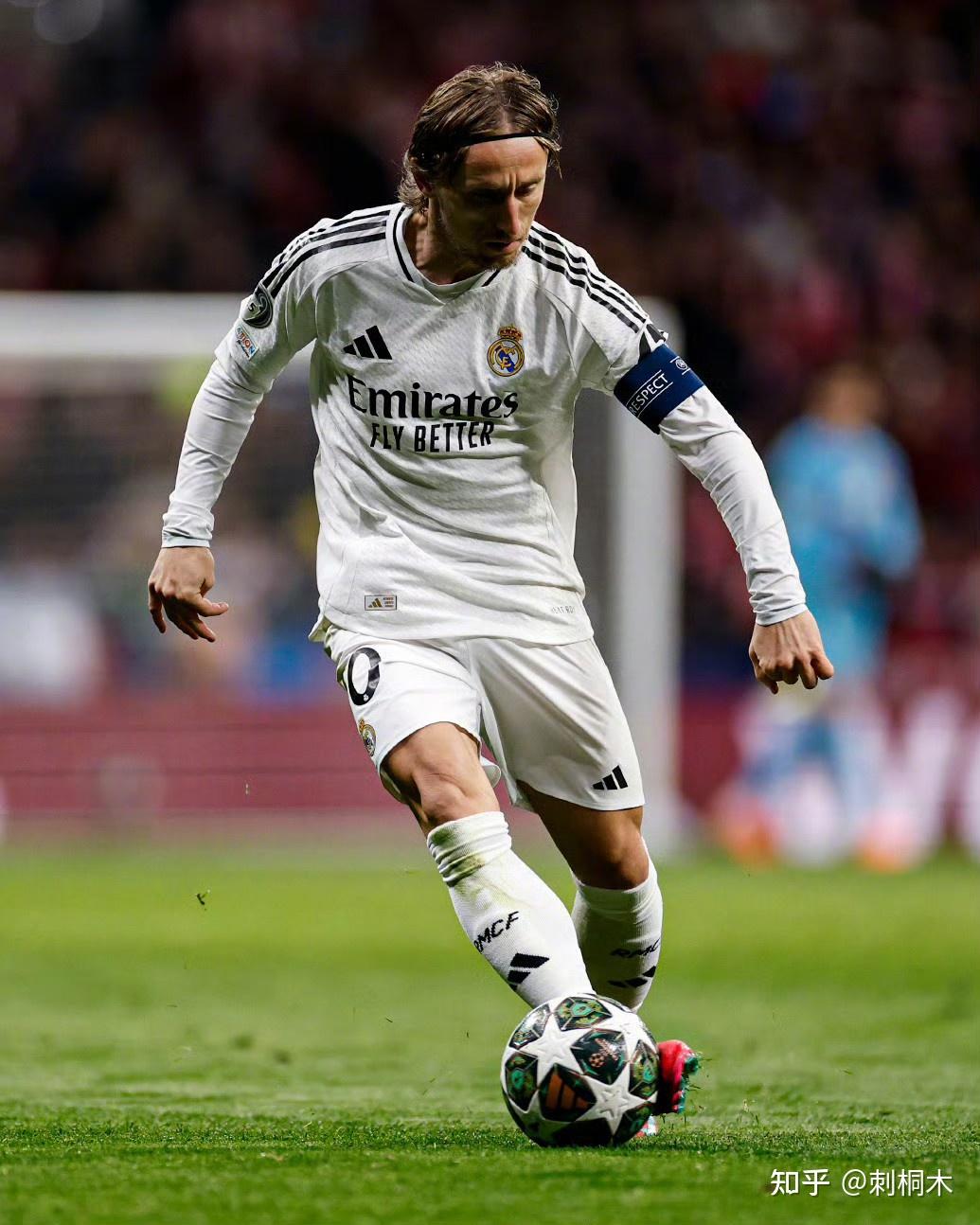 美记：雄鹿坚称不会交易字母哥，但联盟其他球队置之不理