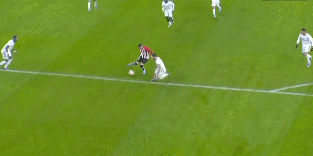 重庆铜梁龙冲超成功，重庆足球时隔4个赛季重返中超